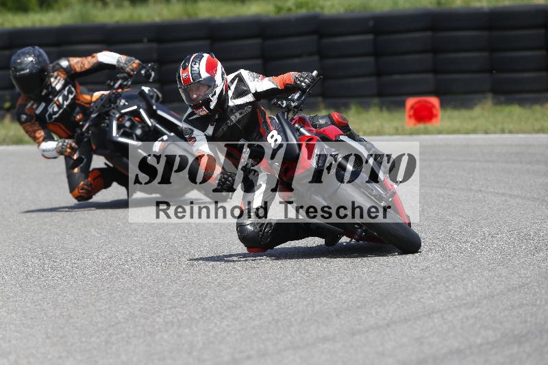 /27 12.06.2025 Ducati Schweiz Trackday Warmup  ADR/gelb-jeaune/8